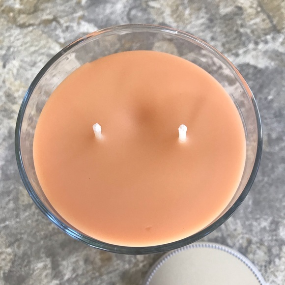 Yankee Candle Mango Ice Cream Large 22 Oz. Tumbler, New - Picture 7 of 9